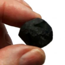 Spinell schwarz Edelstein Handschmeichler, schöne Trommelstein Natur belassen, echt Nr.11